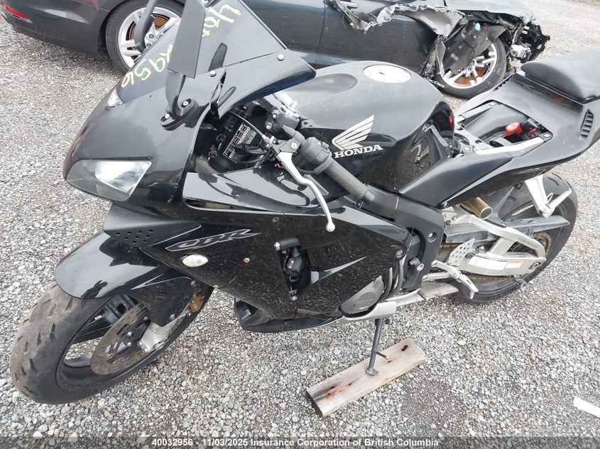 JH2PC37293M001490 2003 HONDA CBR photo no. 1