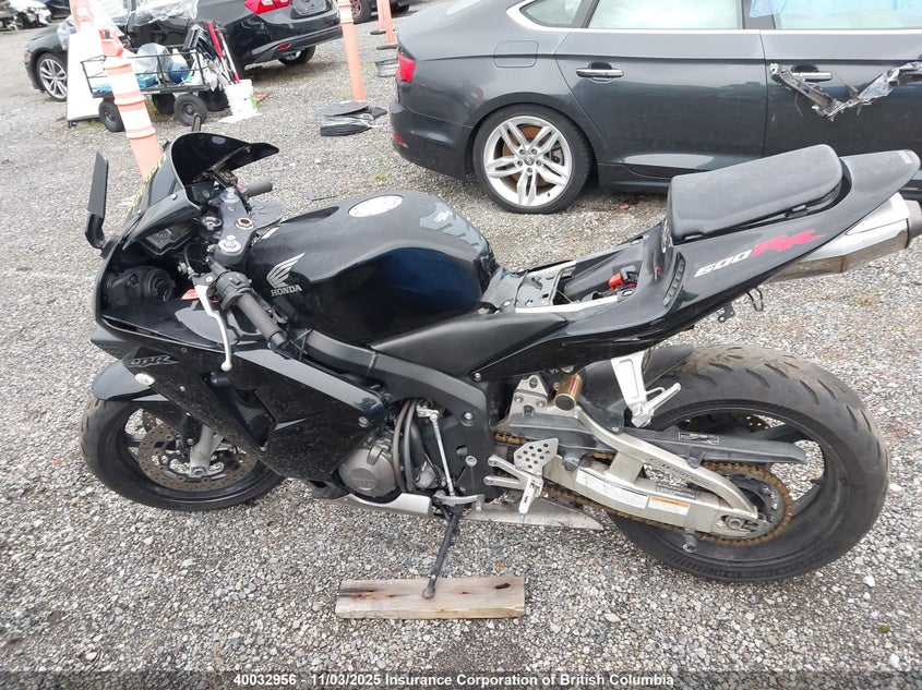 JH2PC37293M001490 2003 HONDA CBR photo no. 21