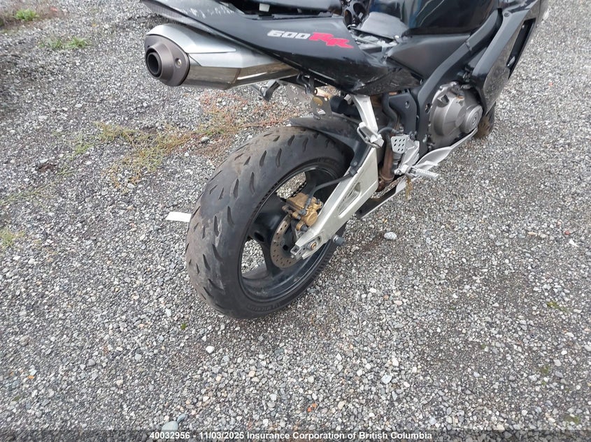JH2PC37293M001490 2003 HONDA CBR photo no. 3