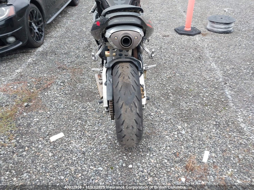 JH2PC37293M001490 2003 HONDA CBR photo no. 6