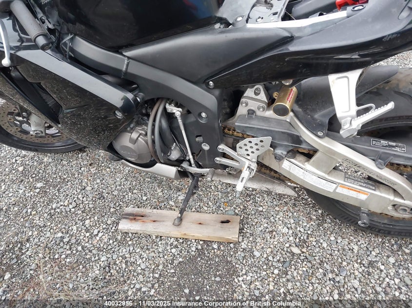 JH2PC37293M001490 2003 HONDA CBR photo no. 8