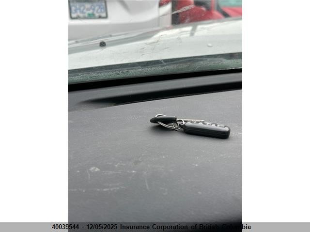5Y2SL62824Z408054 2004 PONTIAC VIBE photo no. 9