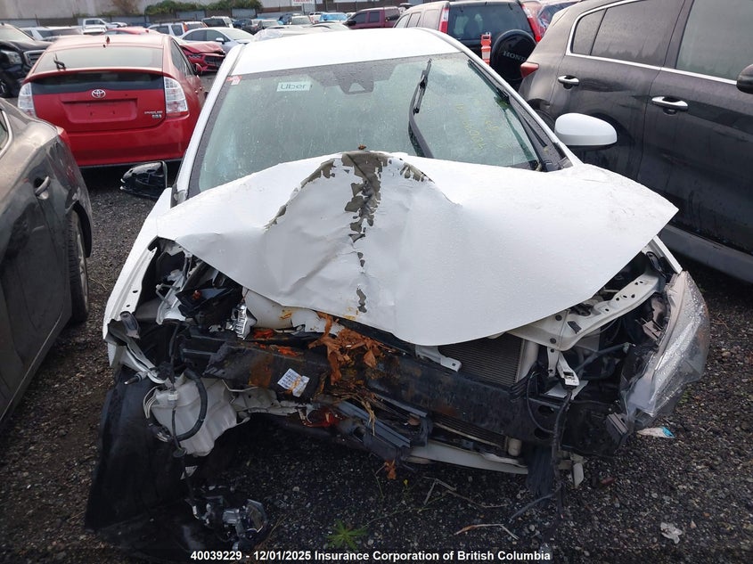 2T1BURHE0JC116405 2018 TOYOTA COROLLA photo no. 12