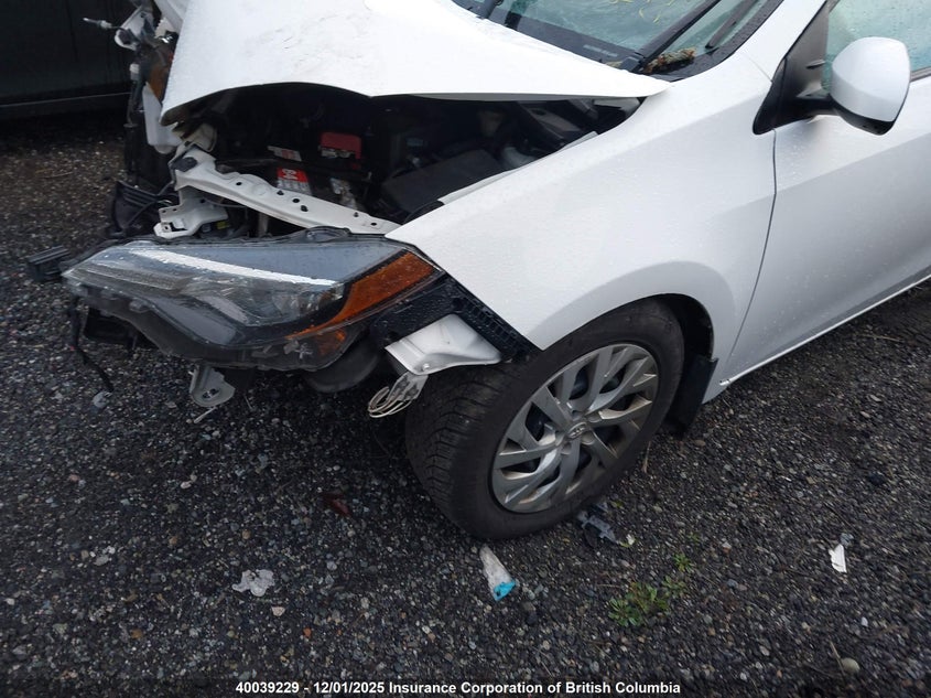 2T1BURHE0JC116405 2018 TOYOTA COROLLA photo no. 2