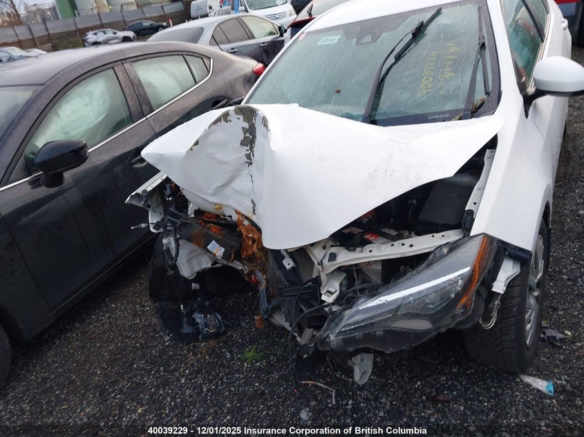 2T1BURHE0JC116405 2018 TOYOTA COROLLA photo no. 6