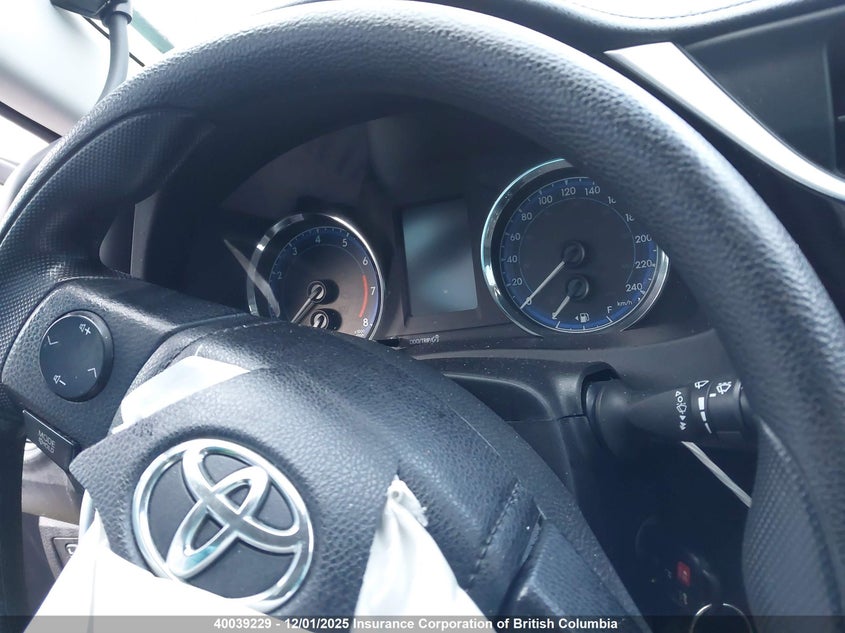 2T1BURHE0JC116405 2018 TOYOTA COROLLA photo no. 7