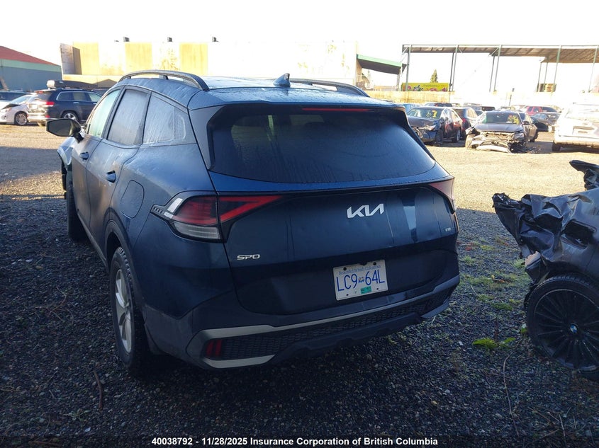 KNDPUCAF6P7196874 2023 KIA SPORTAGE photo no. 3