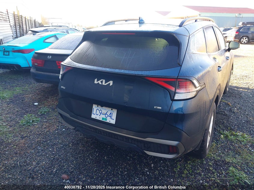 KNDPUCAF6P7196874 2023 KIA SPORTAGE photo no. 4