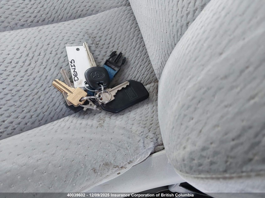 5TDKK3DC4BS149150 2011 TOYOTA SIENNA photo no. 11