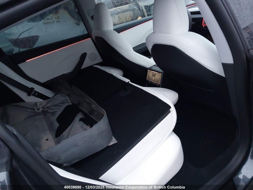 LRW3E7FA3RC246346 2024 TESLA MODEL 3 photo no. 8