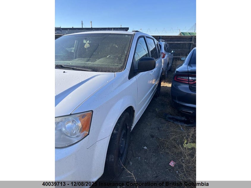 2C4RDGBGXER288329 2014 DODGE CARAVAN photo no. 2