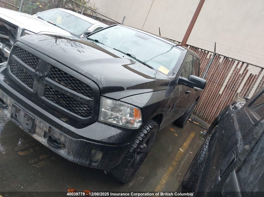 1C6RR7LT5JS178009 2018 RAM 1500 photo no. 2