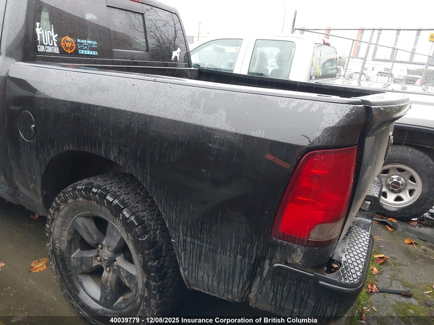 1C6RR7LT5JS178009 2018 RAM 1500 photo no. 3