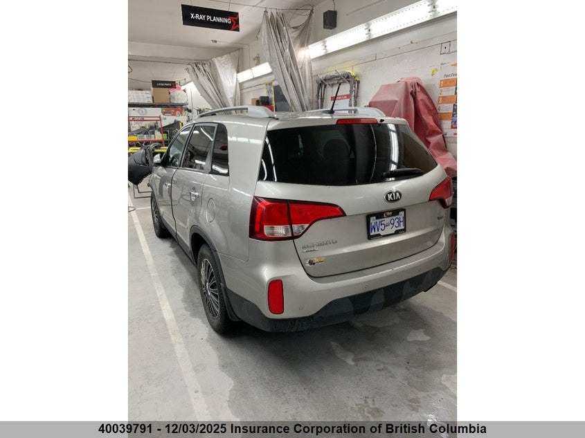 5XYKTCA63FG601877 2015 KIA SORENTO photo no. 3