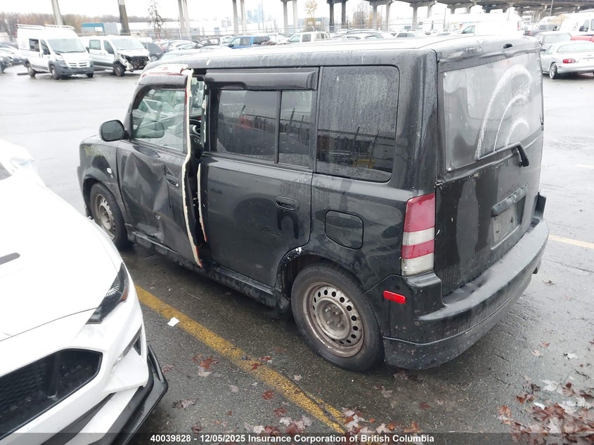 JTLKT324764069369 2006 SCION XB photo no. 3