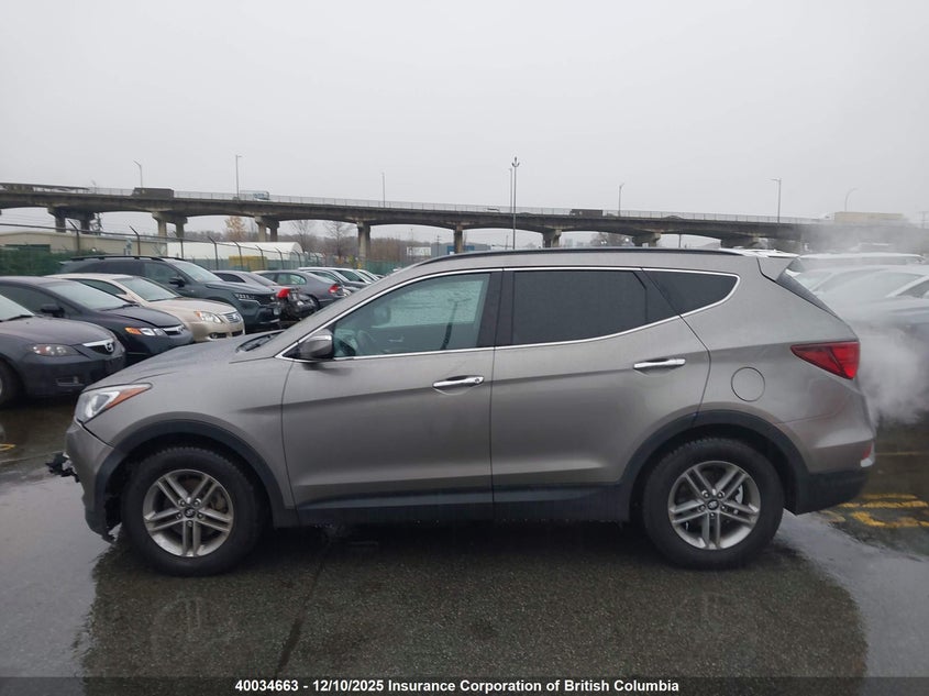 5NMZUDLB1HH049137 2017 HYUNDAI SANTA FE photo no. 14