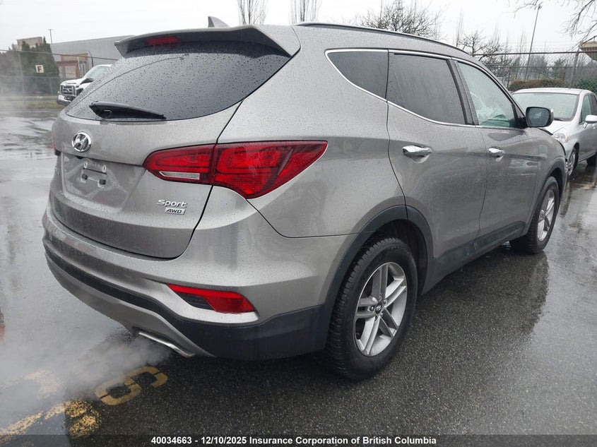 5NMZUDLB1HH049137 2017 HYUNDAI SANTA FE photo no. 4