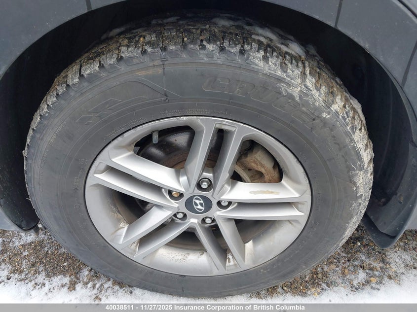 5NMZUDLB1JH075551 2018 HYUNDAI SANTA FE photo no. 19
