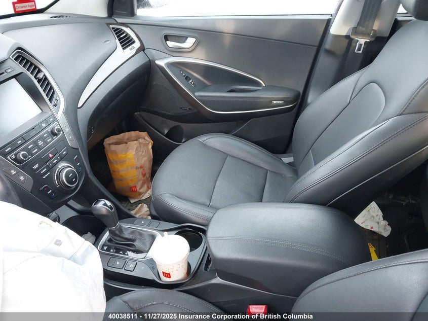 5NMZUDLB1JH075551 2018 HYUNDAI SANTA FE photo no. 5