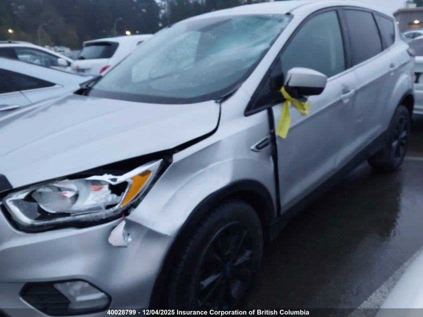1FMCU0GD4HUD89641 2017 FORD ESCAPE photo no. 6