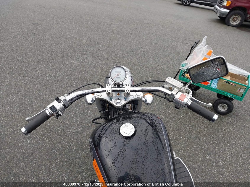 1HFSC43281A100045 2001 HONDA VT photo no. 21