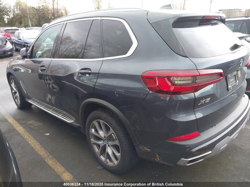 5UXCR6C58KLL03895 2019 BMW X5 photo no. 3