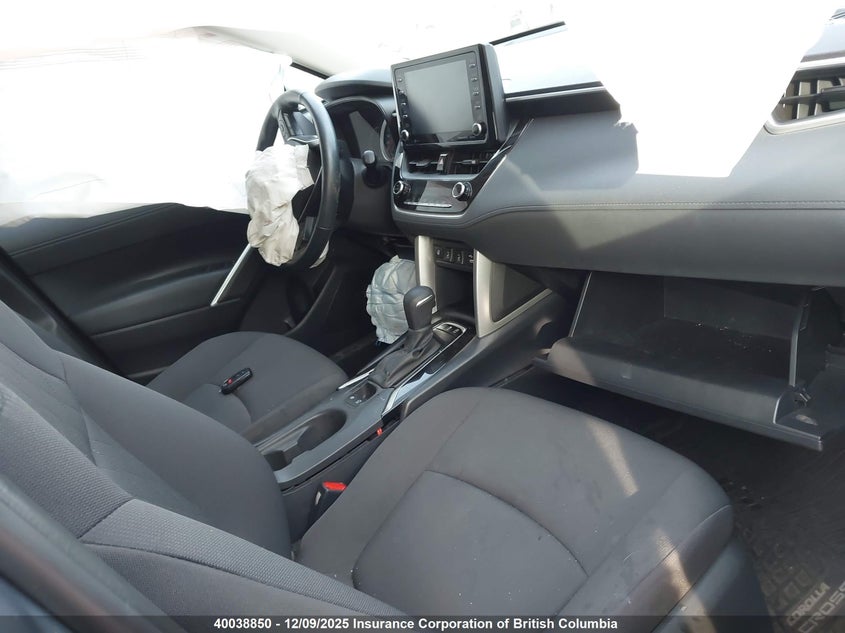 7MUBAABG5NV001757 2022 TOYOTA COROLLA CROSS photo no. 5