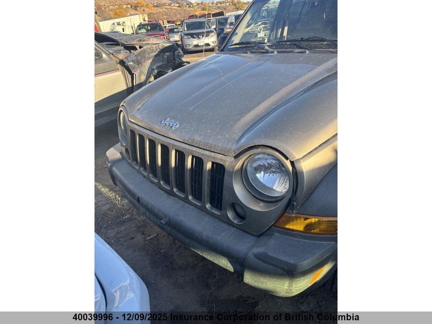 1J4GL48586W153996 2006 JEEP LIBERTY (NORTH AMERICA) photo no. 5