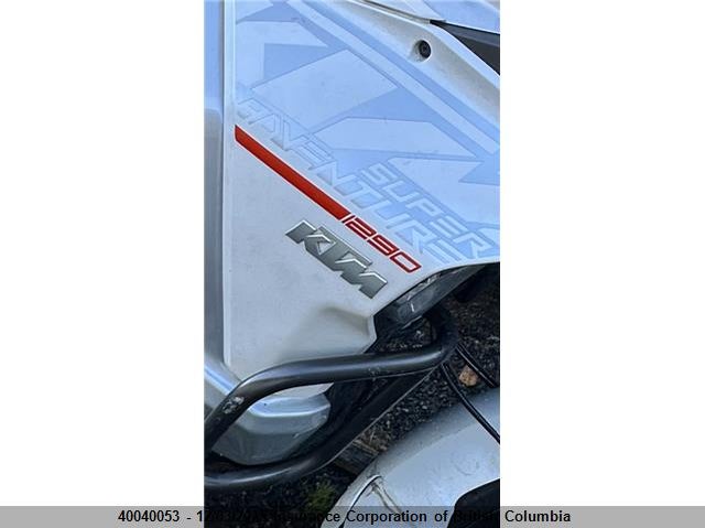 VBKV59403FM925748 2015 KTM  photo no. 10
