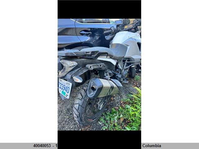 VBKV59403FM925748 2015 KTM  photo no. 4