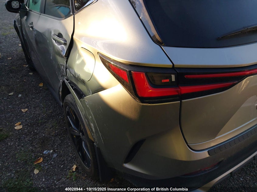2T2KGCEZ6NC001207 2022 LEXUS NX photo no. 3