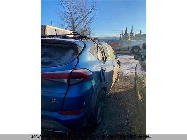 KM8J3CA21HU309697 2017 HYUNDAI TUCSON photo no. 3