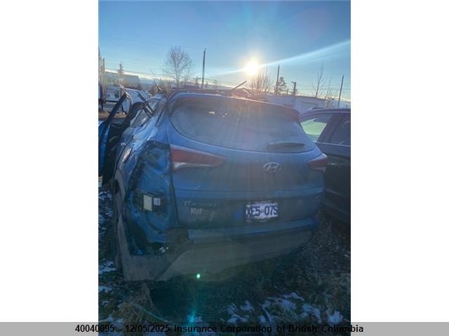 KM8J3CA21HU309697 2017 HYUNDAI TUCSON photo no. 7