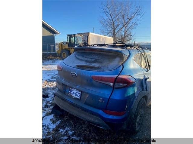 KM8J3CA21HU309697 2017 HYUNDAI TUCSON photo no. 8