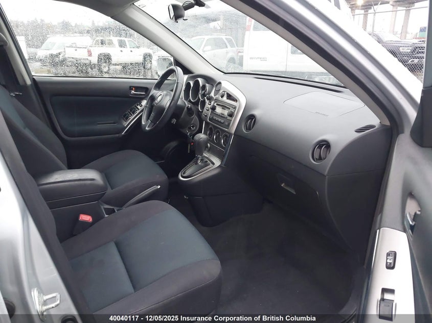 2T1KR32E46C587245 2006 TOYOTA MATRIX photo no. 5
