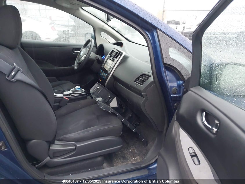 1N4BZ0CP1GC302760 2016 NISSAN LEAF photo no. 5