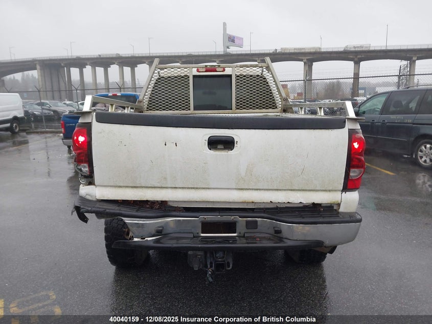 1GCHK23U15F892576 2005 CHEVROLET SILVERADO photo no. 16