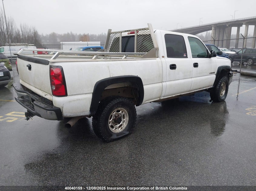 1GCHK23U15F892576 2005 CHEVROLET SILVERADO photo no. 4