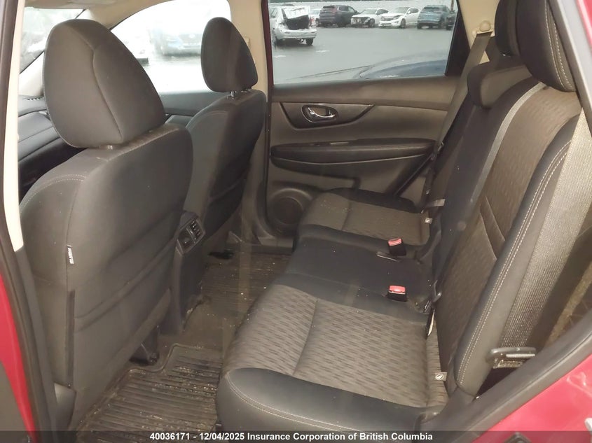 5N1AT2MV9HC817552 2017 NISSAN ROGUE photo no. 8