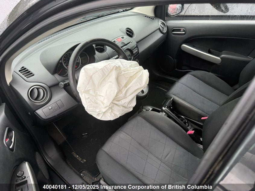 JM1DE1KY7D0163567 2013 MAZDA 2 photo no. 9