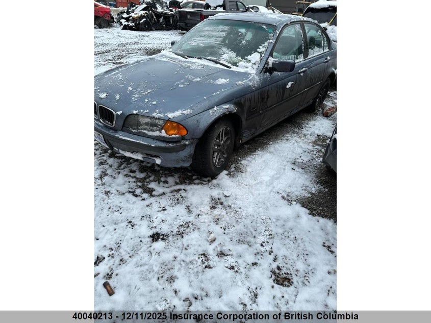 WBAAV13411FT45592 2001 BMW 3ER photo no. 2
