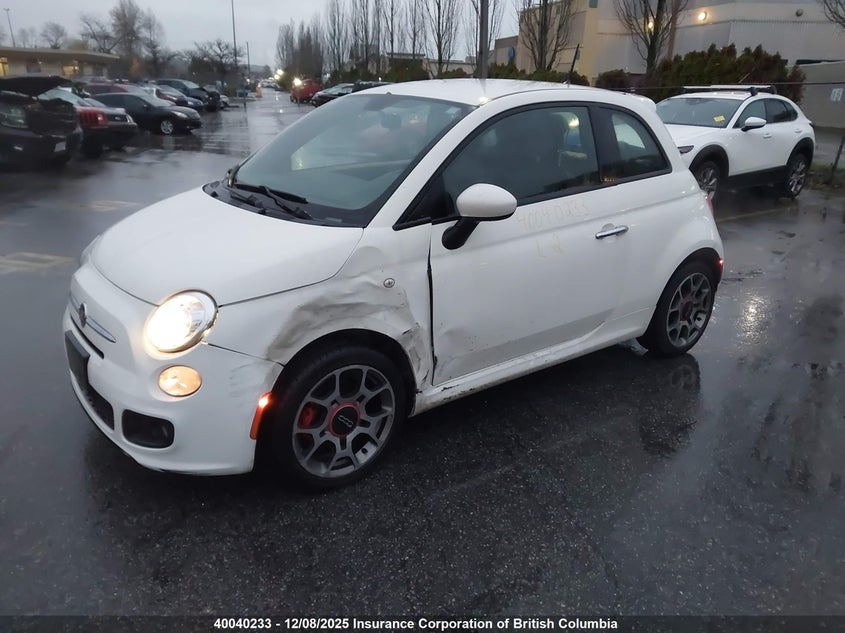 3C3CFFBR9FT615575 2015 FIAT 500 photo no. 2