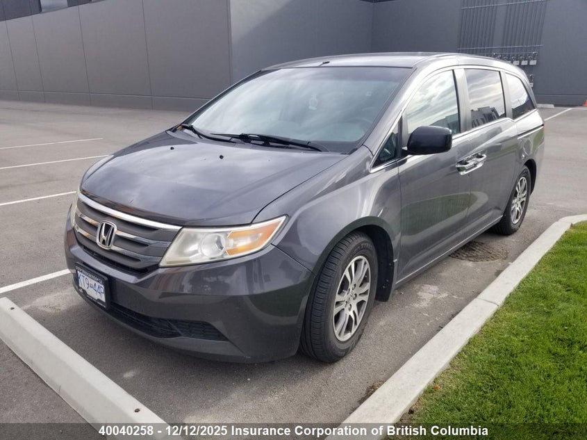 5FNRL5H43CB504776 2012 HONDA ODYSSEY photo no. 2
