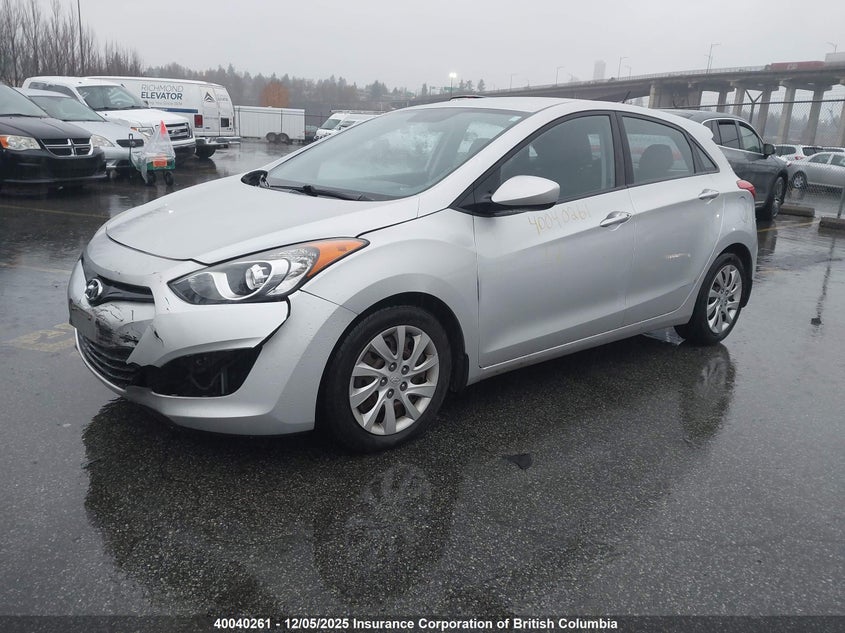 KMHD25LH8FU251016 2015 HYUNDAI ELANTRA photo no. 2