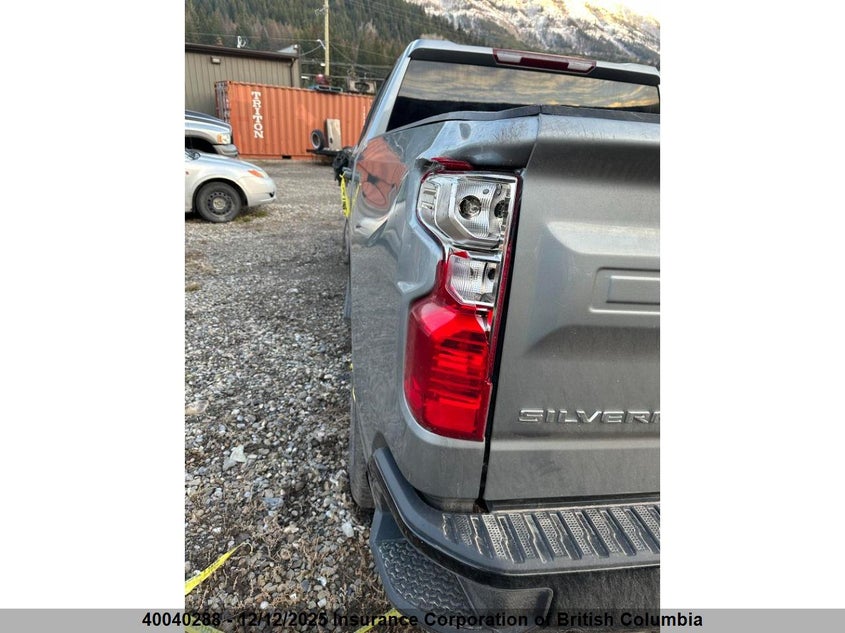 3GCUDCED4PG284533 2023 CHEVROLET SILVERADO photo no. 3