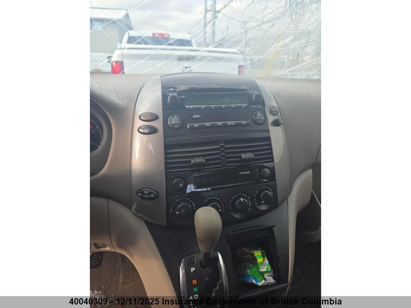 5TDBK23C67S000712 2007 TOYOTA SIENNA photo no. 10