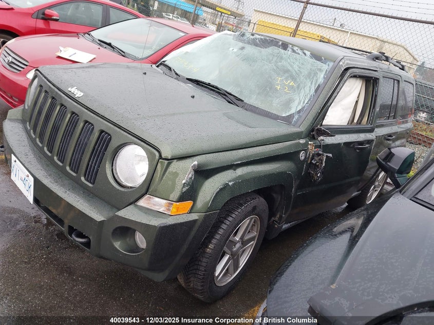 1J8FF28W88D547253 2008 JEEP LIBERTY (PATRIOT) photo no. 2