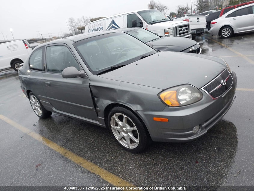 KMHCG35C44U291352 2004 HYUNDAI ACCENT photo no. 4