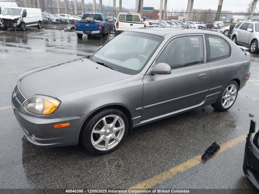 KMHCG35C44U291352 2004 HYUNDAI ACCENT photo no. 2