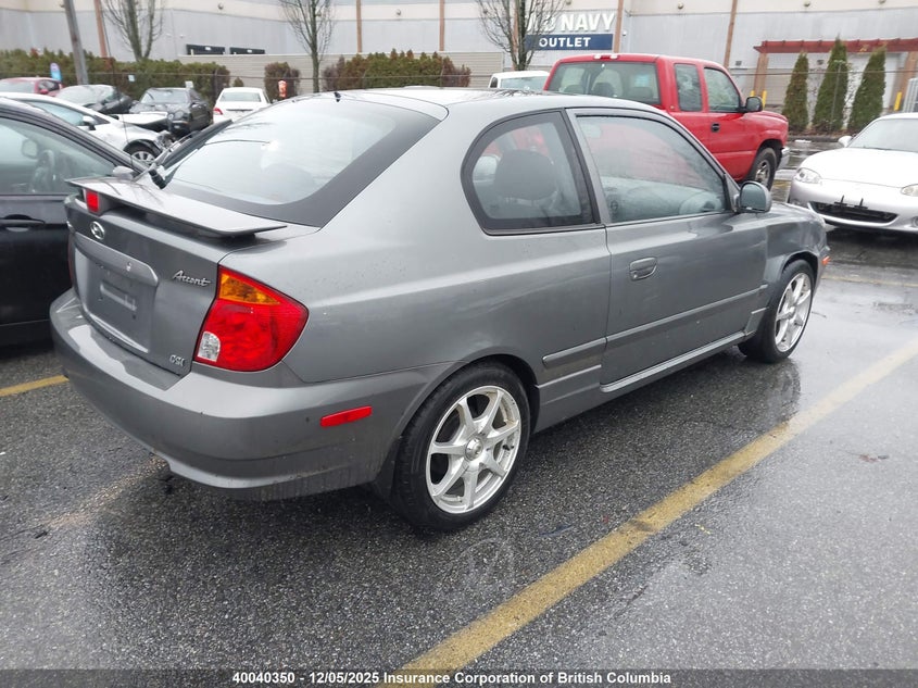 KMHCG35C44U291352 2004 HYUNDAI ACCENT photo no. 4